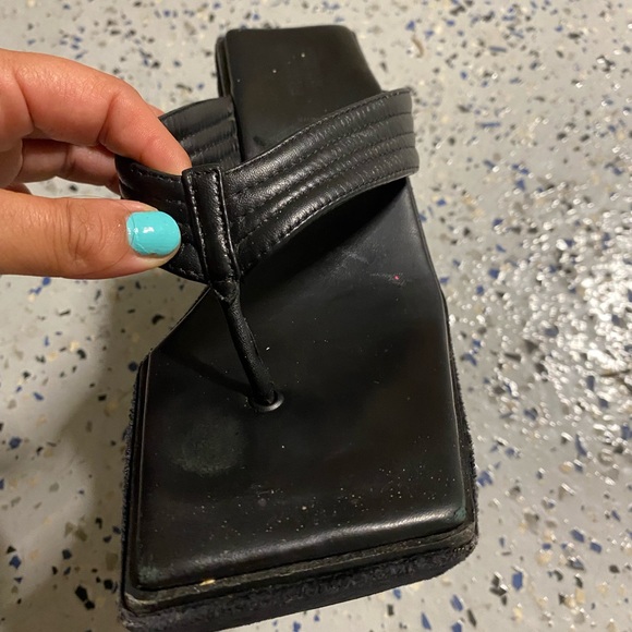 Frankie’s bikinis platform flip flops - Picture 5 of 16